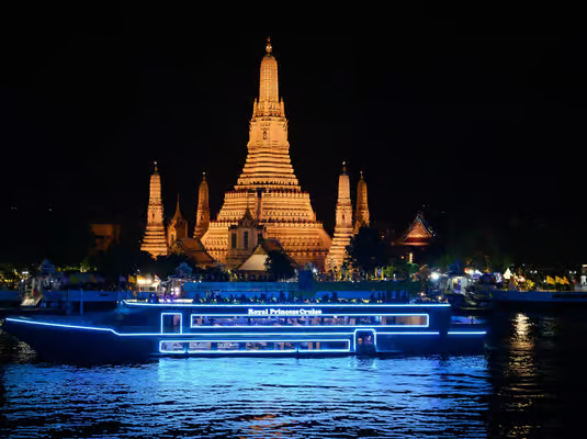Dinner cruise Bangkok Royal Princess river dinner cruise with live music