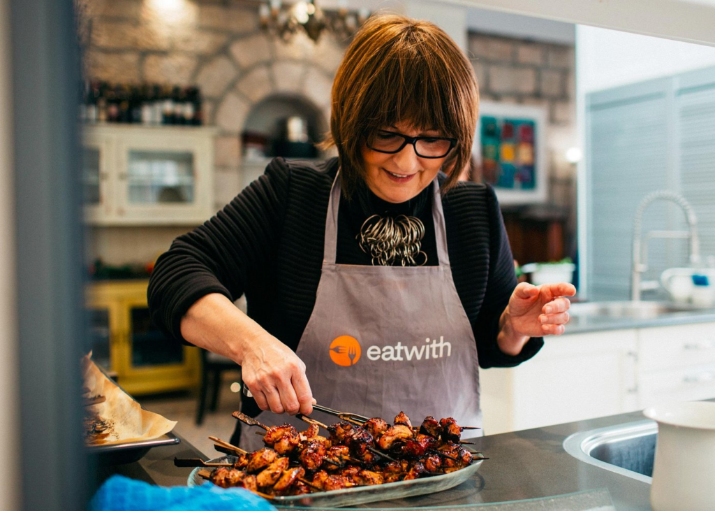 Jerusalem Food Tours include intimate home dining experiences where local hosts prepare authentic grilled specialties and traditional Jerusalem cuisine.